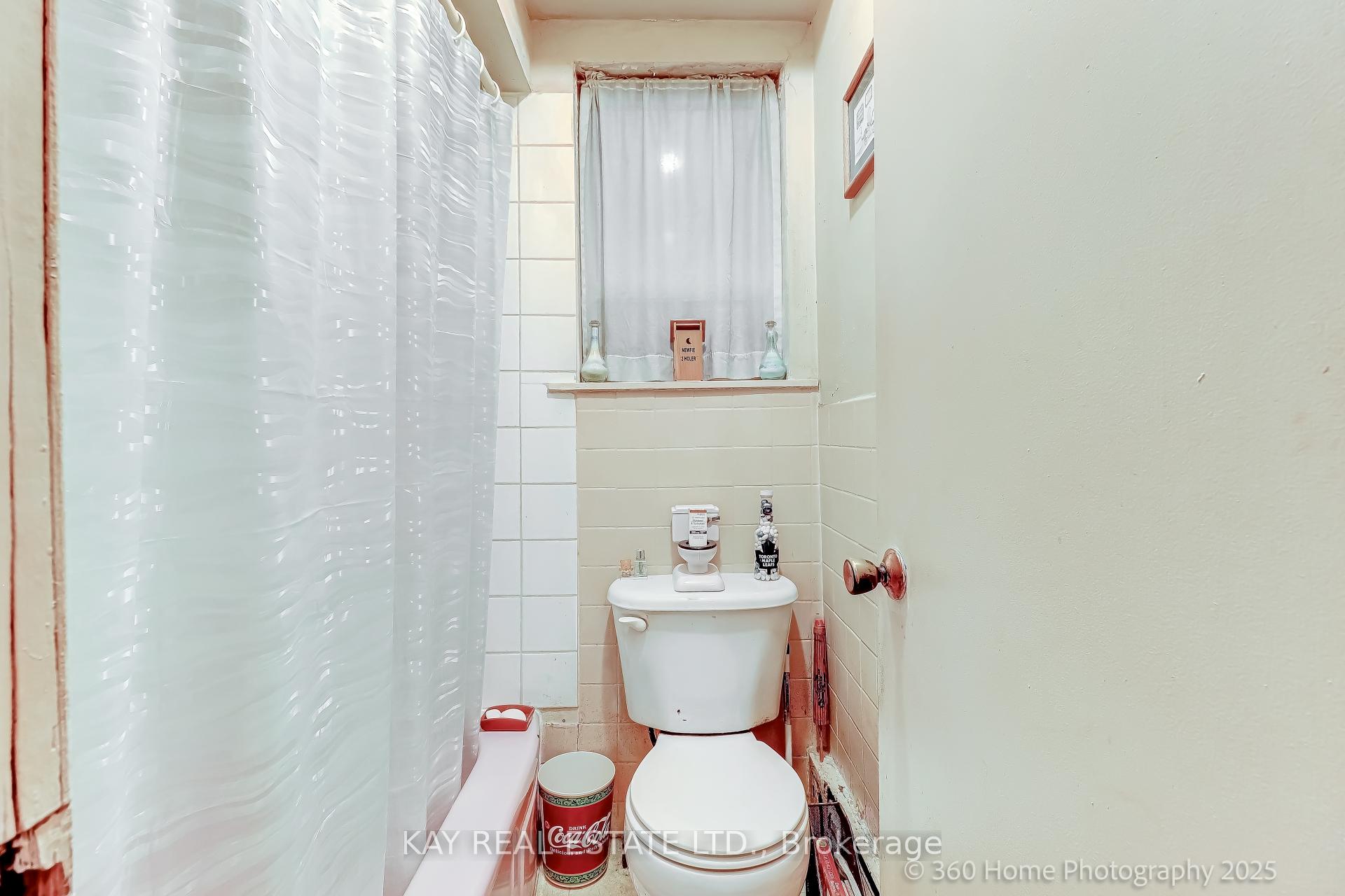 Photo 11 of 2316 Lake Shore Boulevard W, Etobicoke, Mimico — HOMEH