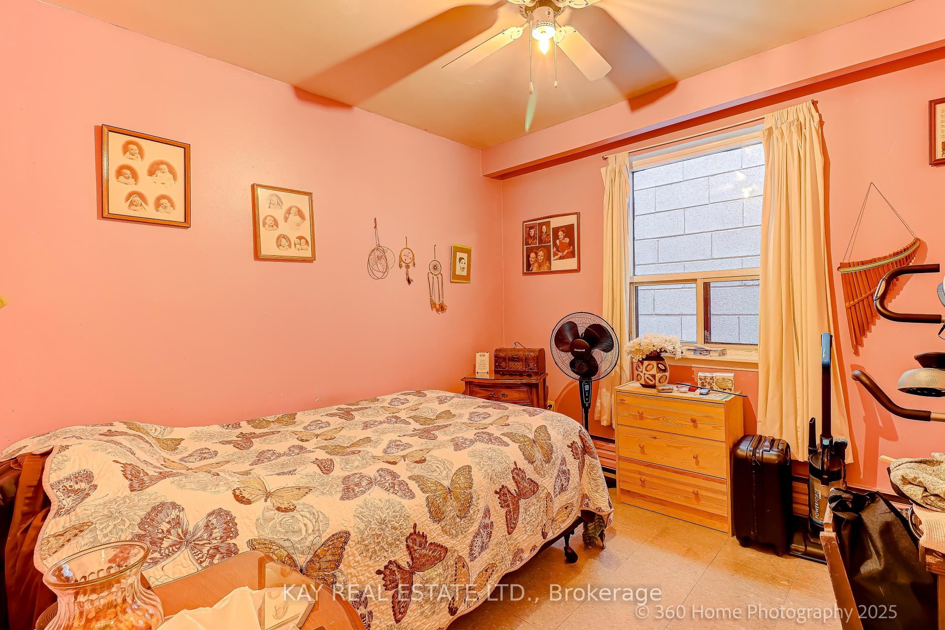 Photo 24 of 2316 Lake Shore Boulevard W, Etobicoke, Mimico — HOMEH