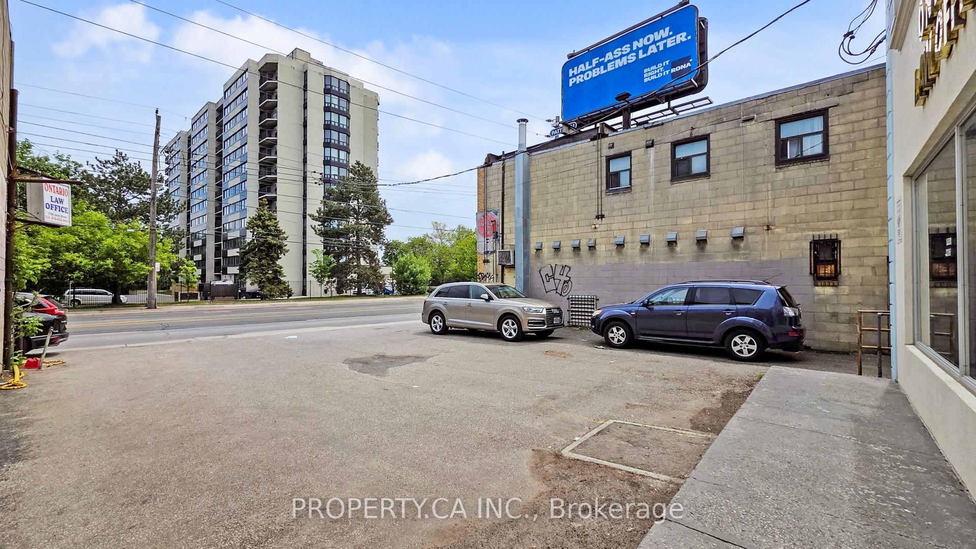 Photo 36 of 1784 Jane Street, North York, Weston — HOMEH