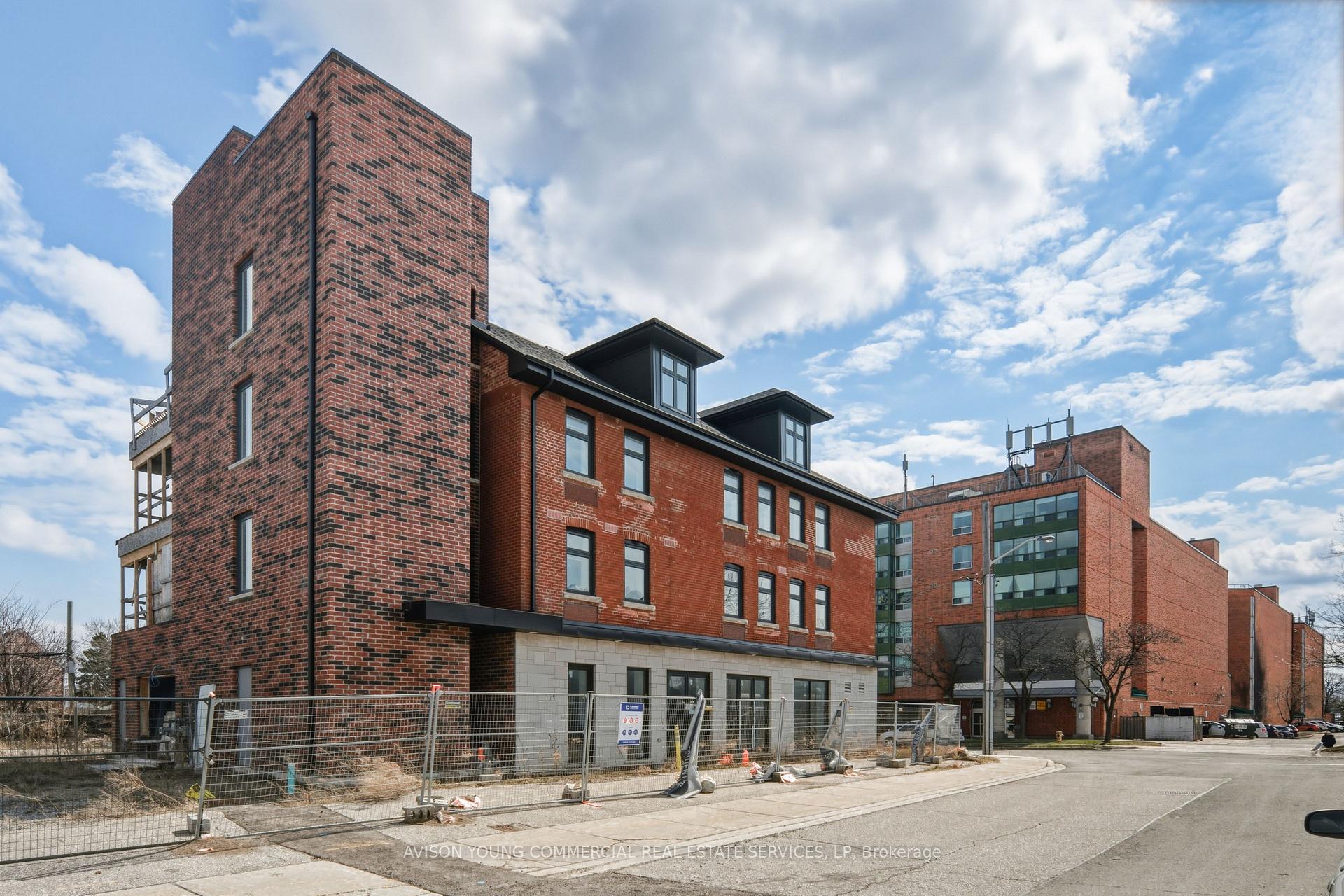 Photo 3 of 1 Blue Goose Street, Etobicoke, Mimico — HOMEH