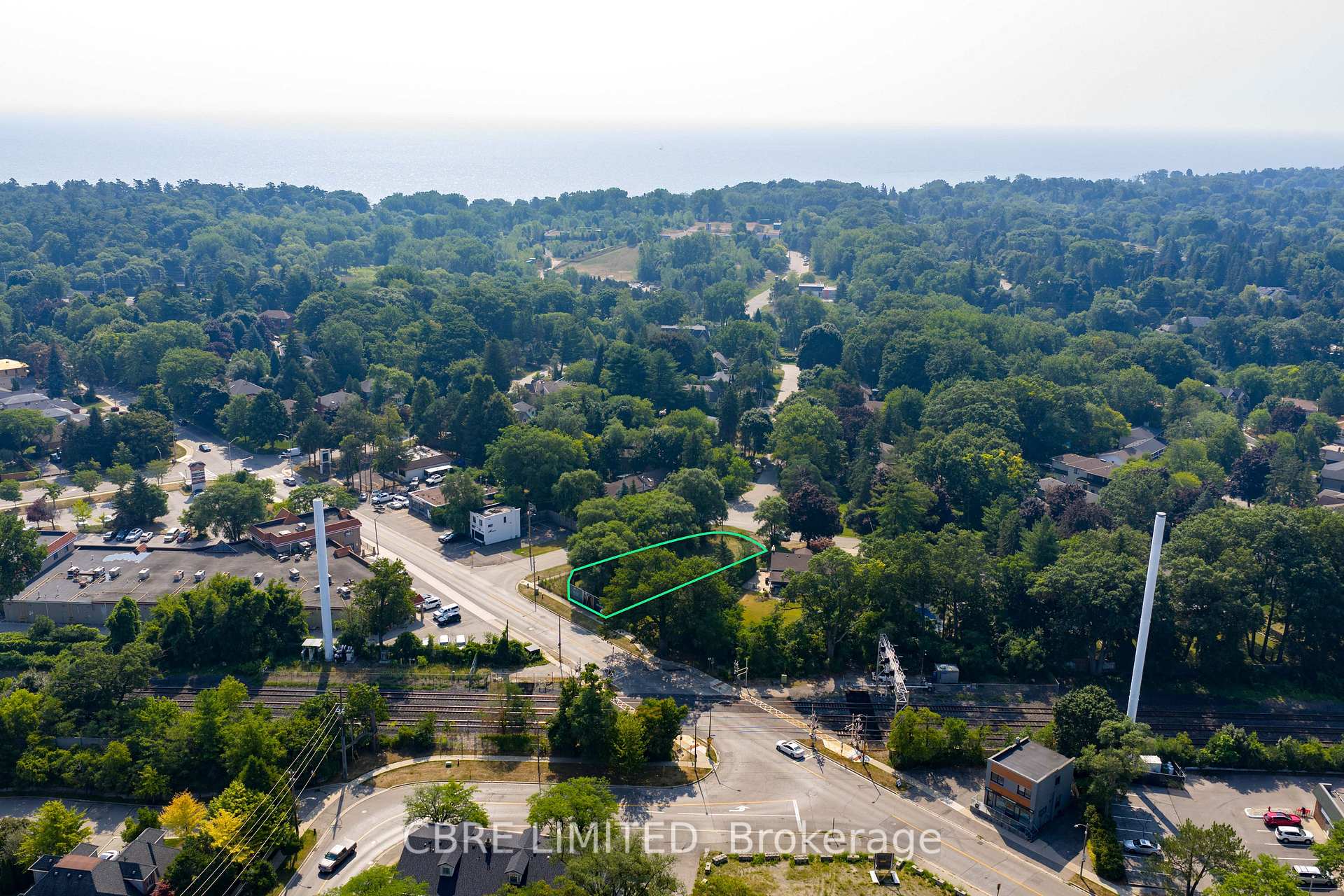 Photo 3 of 1110 Lorne Park Road, Mississauga, Lorne Park — HOMEH