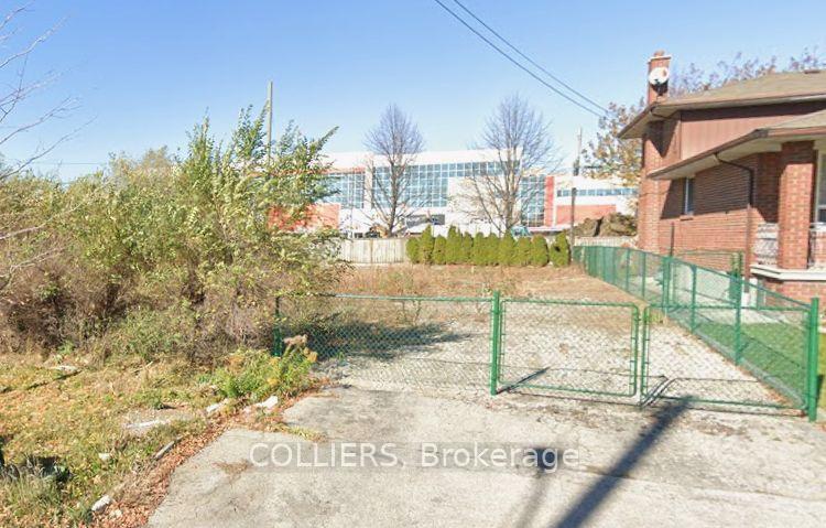 Photo 1 of 188 Fairholme Avenue, North York, Yorkdale-Glen Park — HOMEH