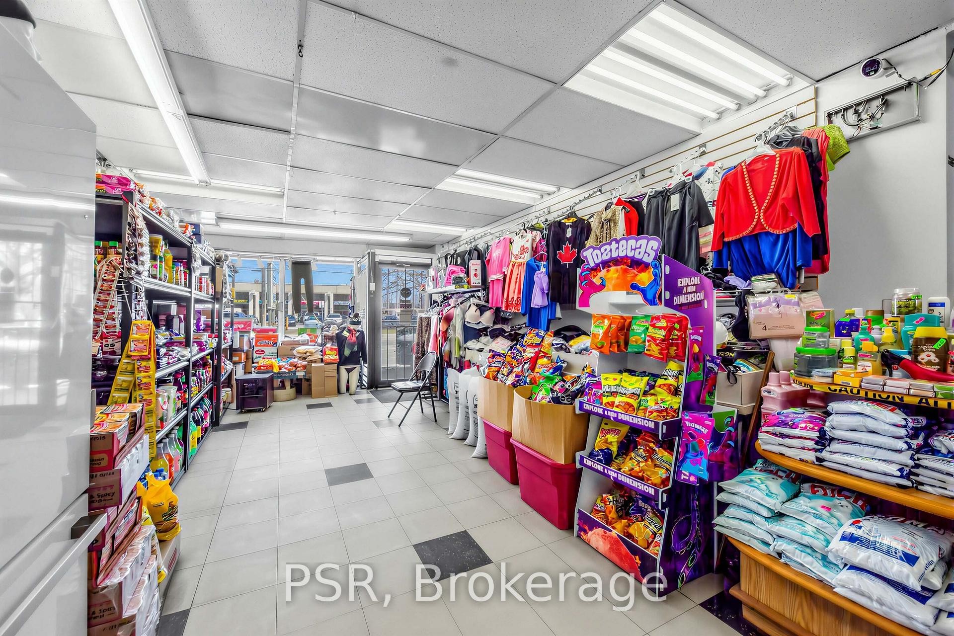 Photo 16 of 1742 Jane Street, North York, Weston — HOMEH