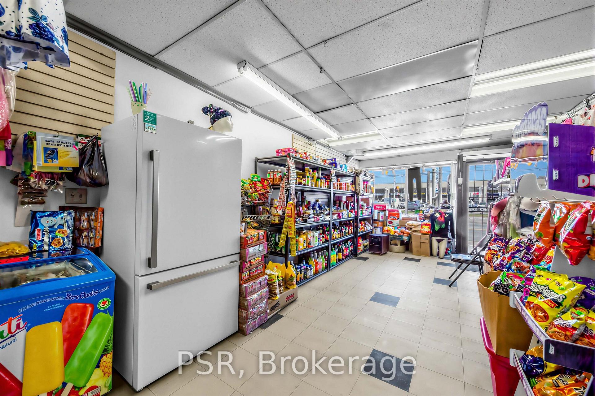 Photo 18 of 1742 Jane Street, North York, Weston — HOMEH