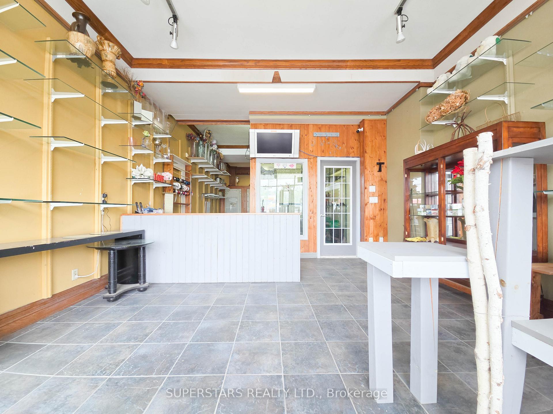 Photo 6 of 856 Wilson Avenue, North York, Downsview-Roding-CFB — HOMEH