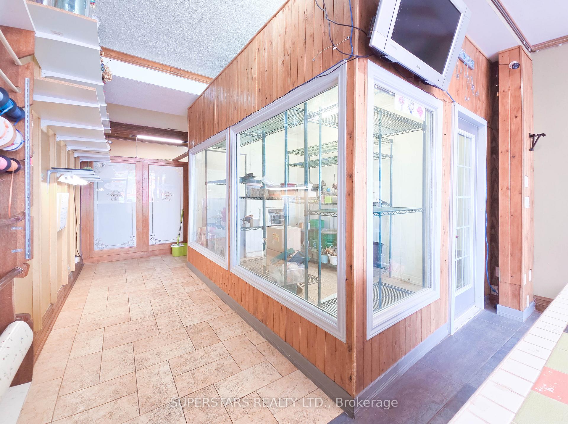 Photo 9 of 856 Wilson Avenue, North York, Downsview-Roding-CFB — HOMEH