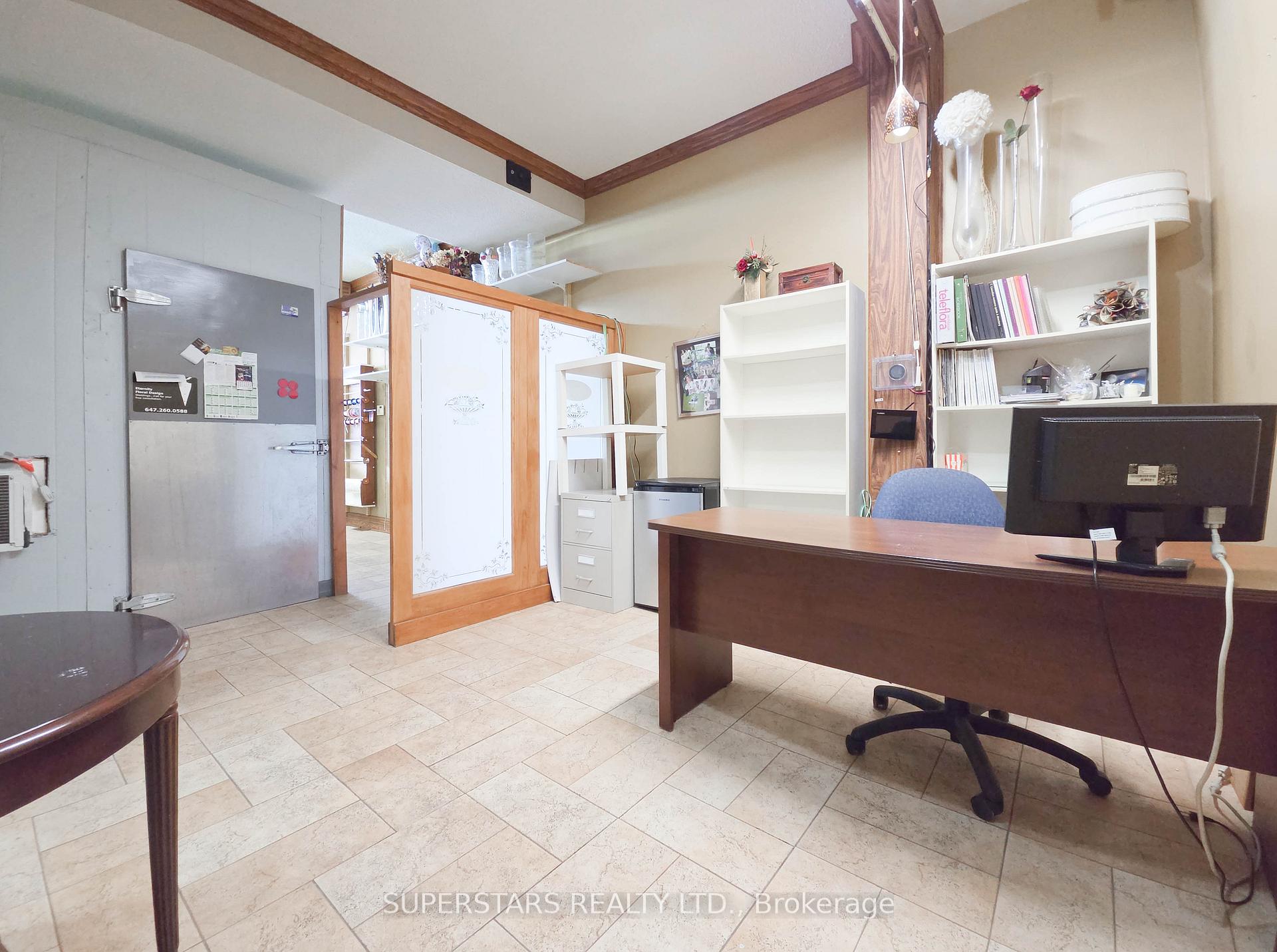 Photo 12 of 856 Wilson Avenue, North York, Downsview-Roding-CFB — HOMEH