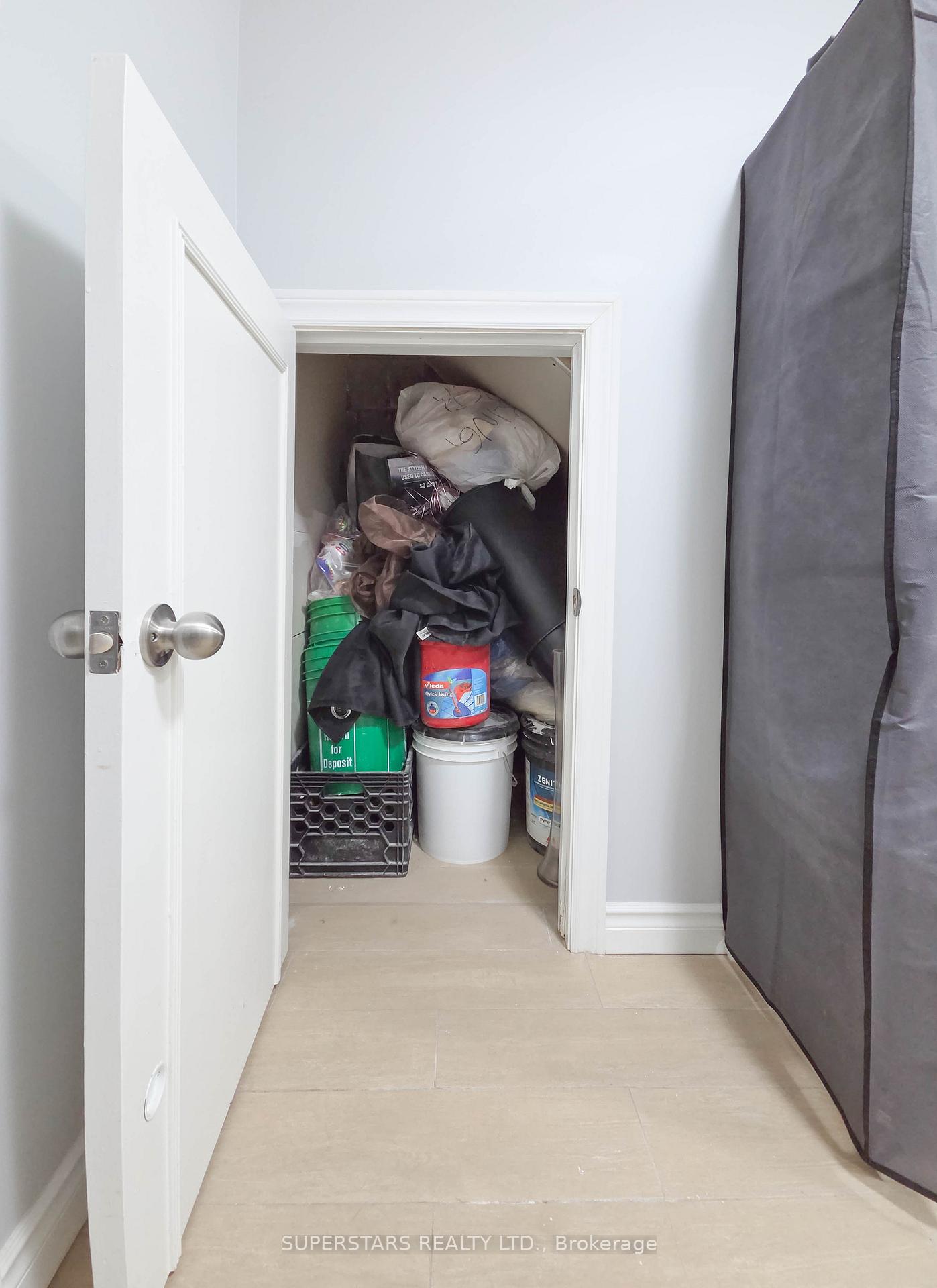 Photo 28 of 856 Wilson Avenue, North York, Downsview-Roding-CFB — HOMEH