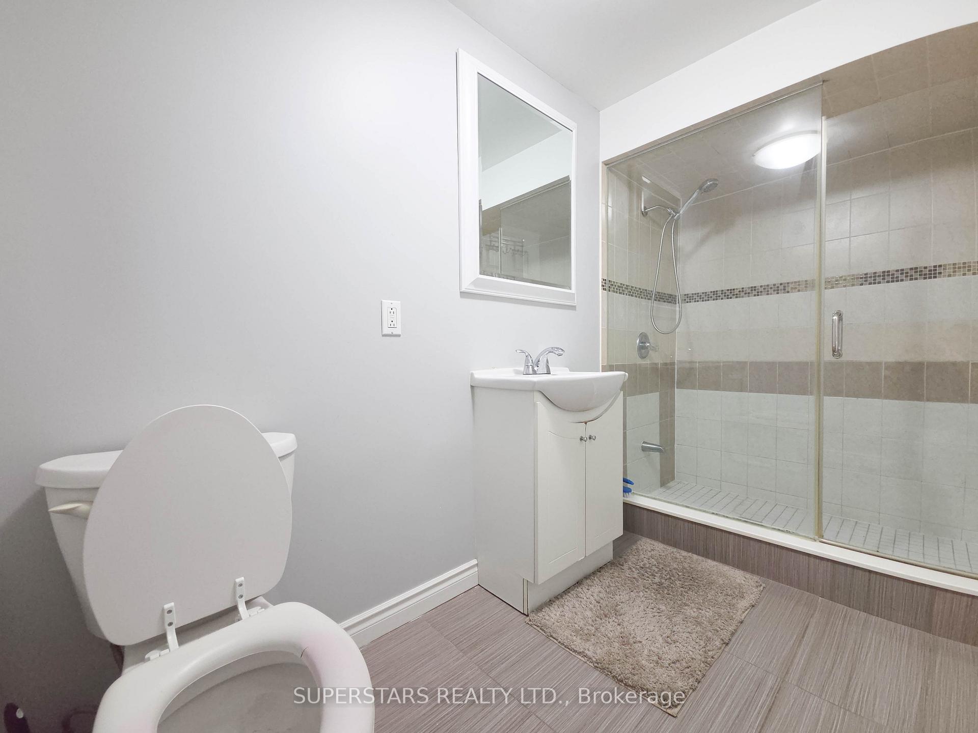 Photo 38 of 856 Wilson Avenue, North York, Downsview-Roding-CFB — HOMEH