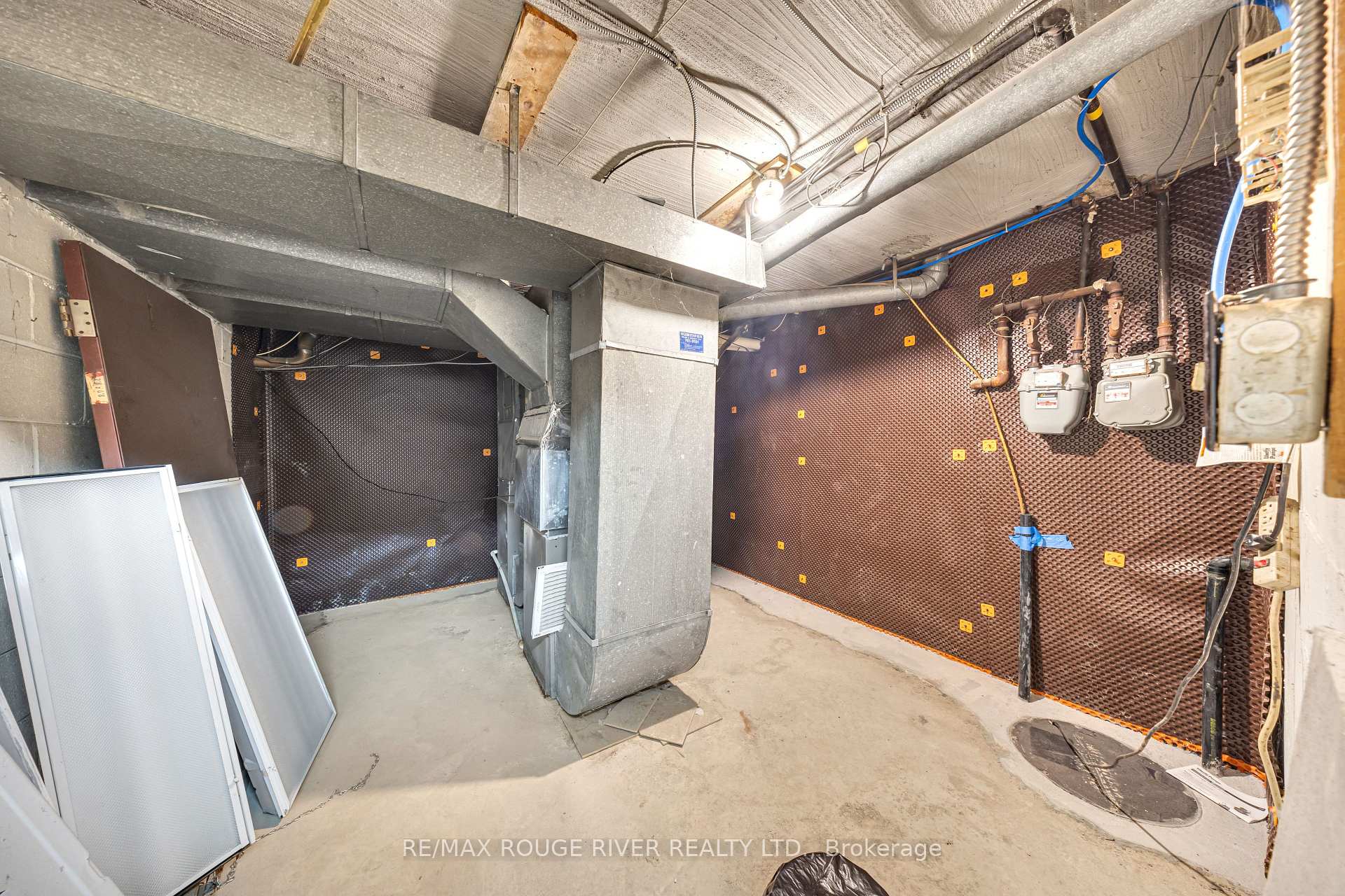 Photo 16 of 2282 Islington Avenue, Etobicoke, Rexdale-Kipling — HOMEH