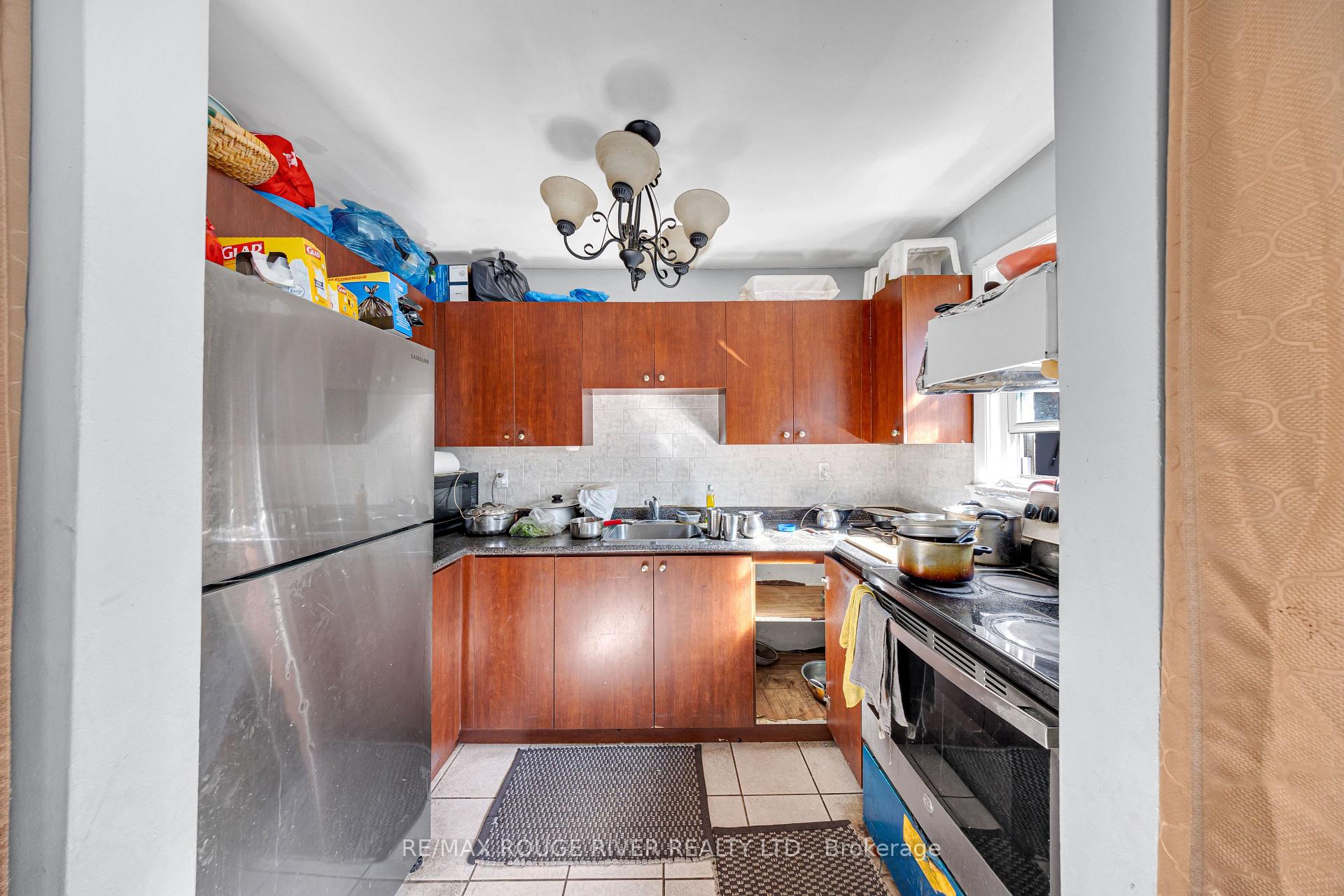 Photo 21 of 2282 Islington Avenue, Etobicoke, Rexdale-Kipling — HOMEH