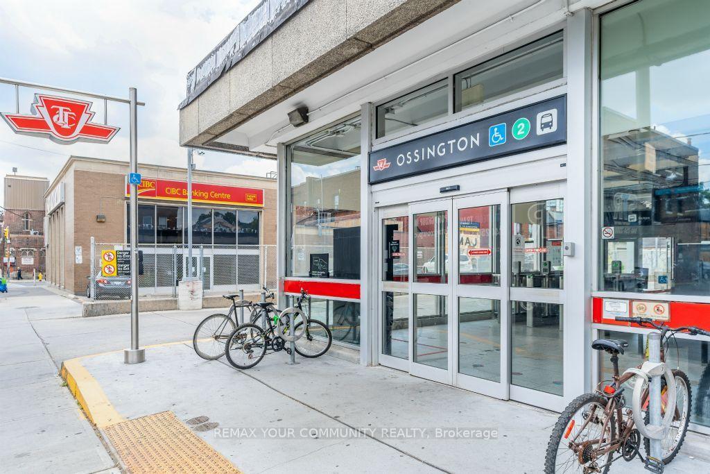 Photo 24 of 802 Bloor Street W, Toronto, Dovercourt-Wallace Emerson-Junction — HOMEH