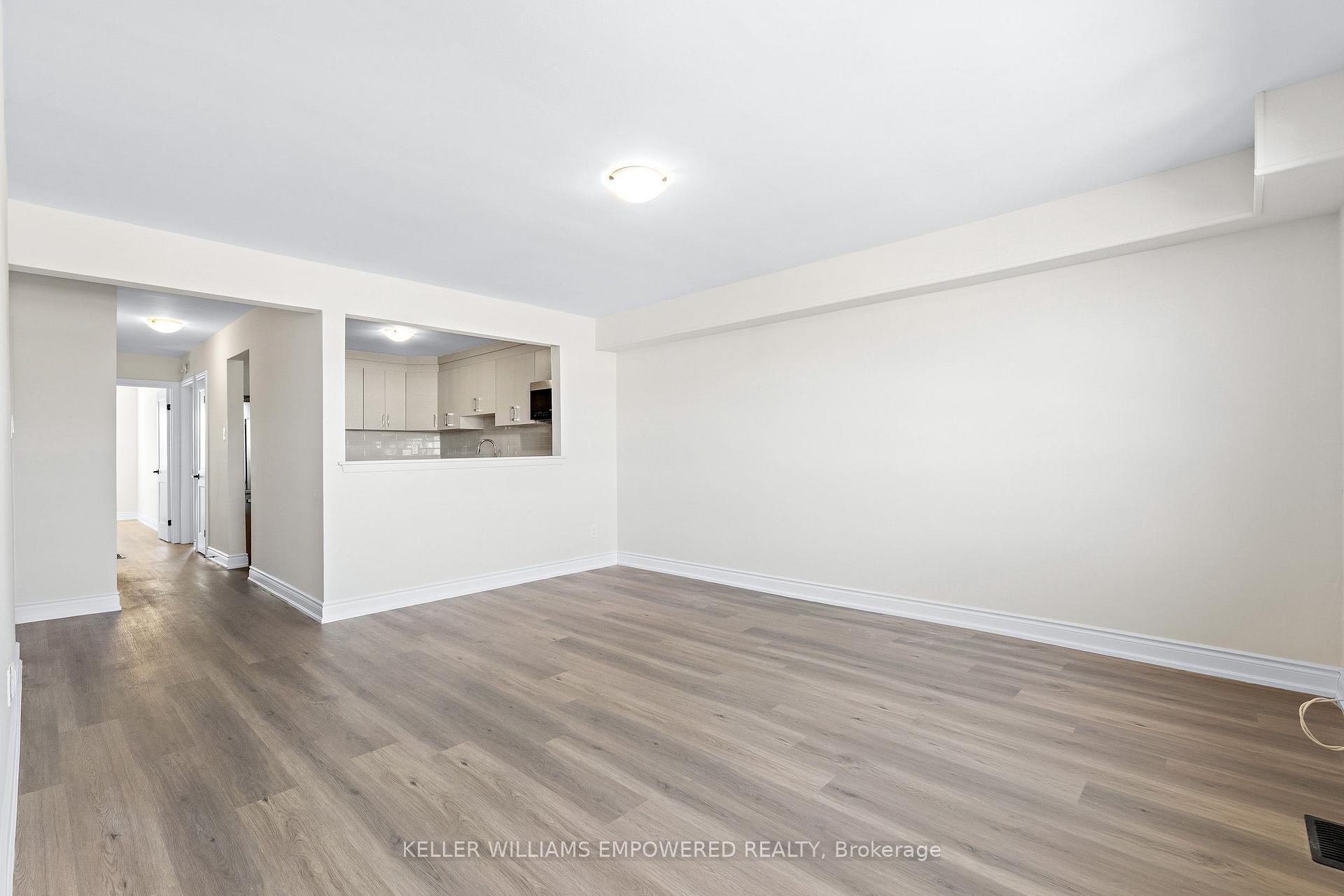 Photo 6 of 3019 Islington Avenue, North York, Humber Summit — HOMEH