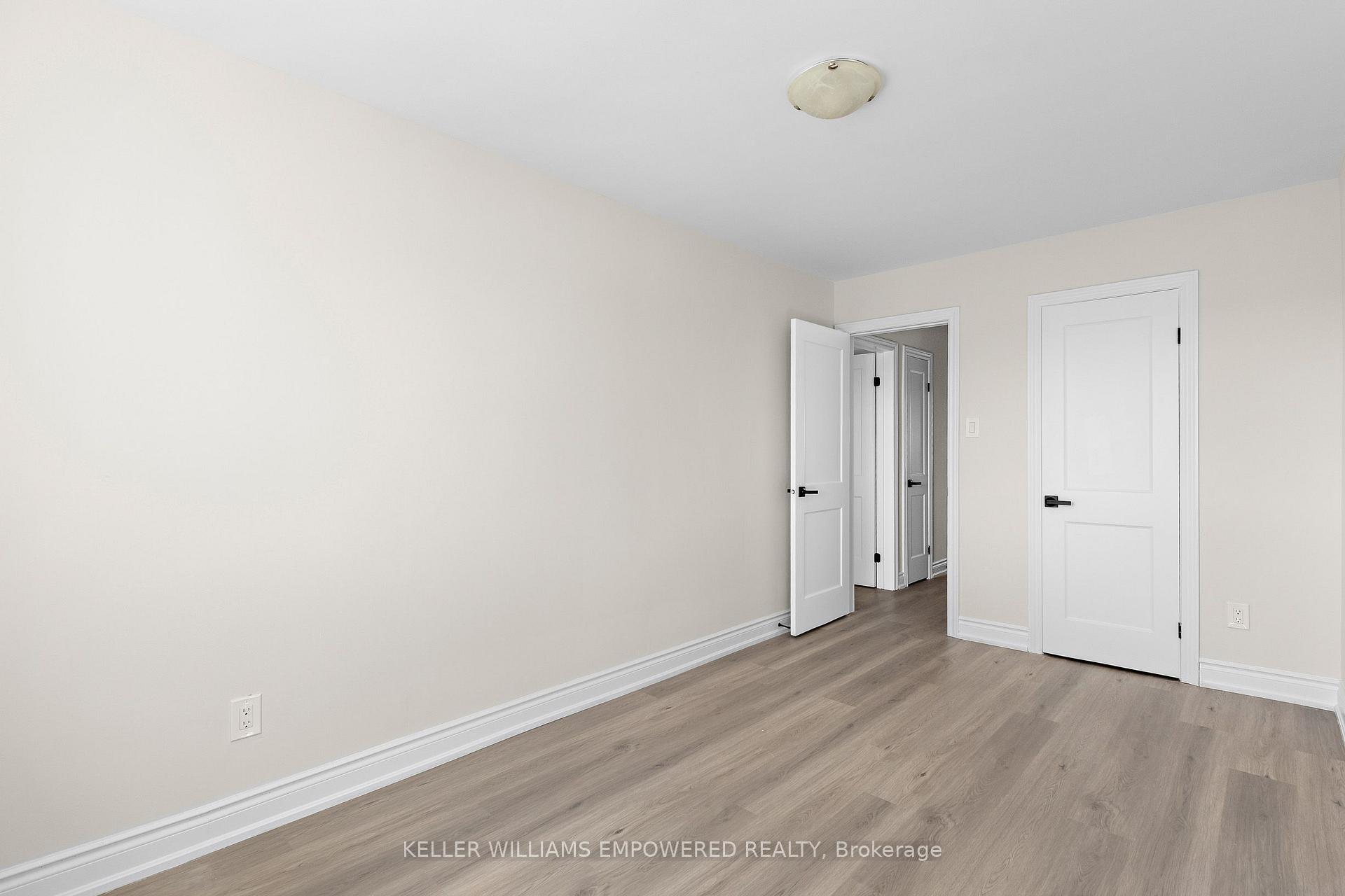 Photo 19 of 3019 Islington Avenue, North York, Humber Summit — HOMEH