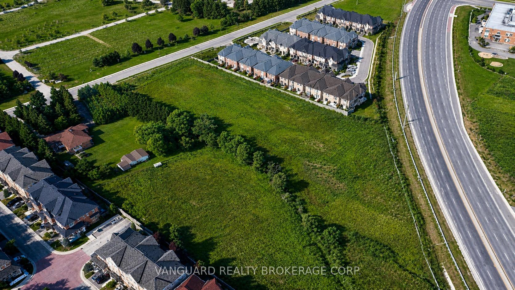 Photo 7 of 14 Chinguacousy Road, Brampton, Bram West — HOMEH