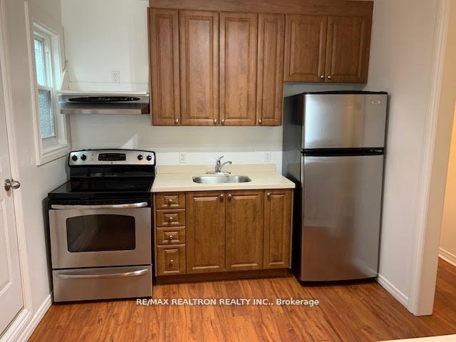 Photo 8 of 1620 Bloor Street W, Toronto, High Park North — HOMEH