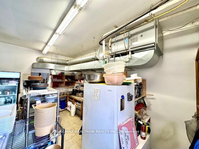 Photo 17 of 1620 Bloor Street W, Toronto, High Park North — HOMEH