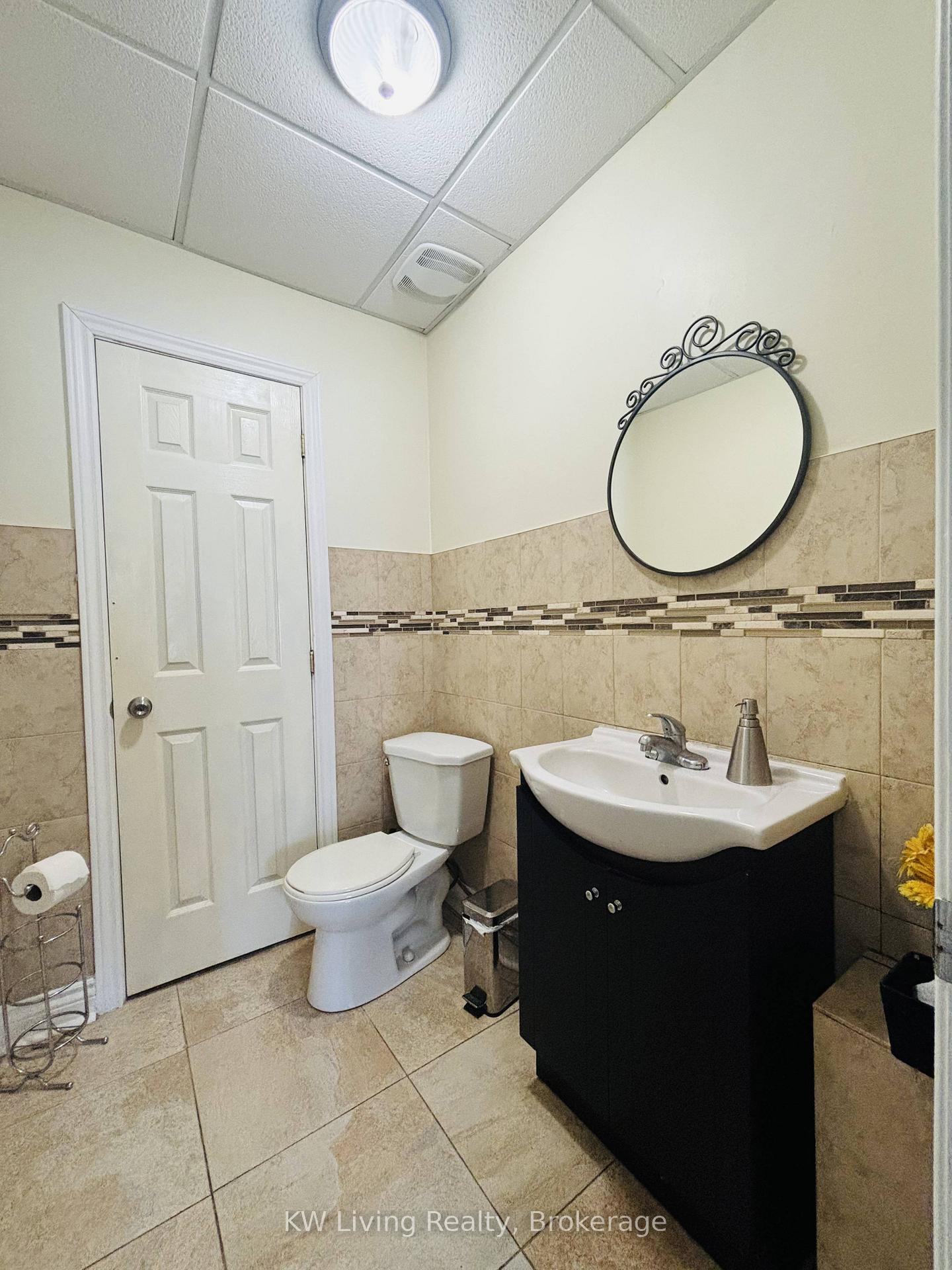 Photo 10 of 3339 Lake Shore Boulevard W, Etobicoke, Long Branch — HOMEH