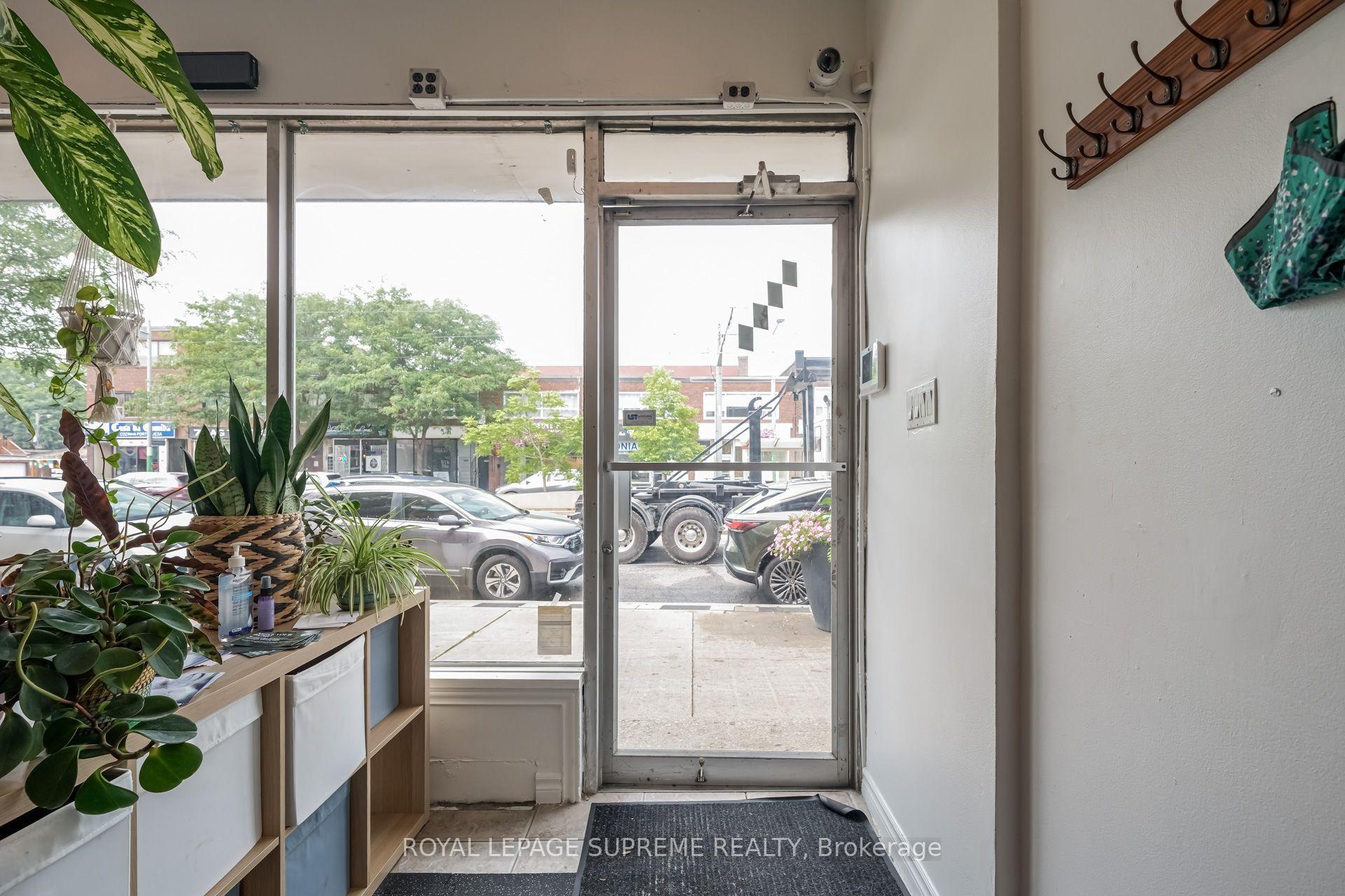 Photo 3 of 1671 St Clair Avenue W, Toronto, Weston-Pellam Park — HOMEH
