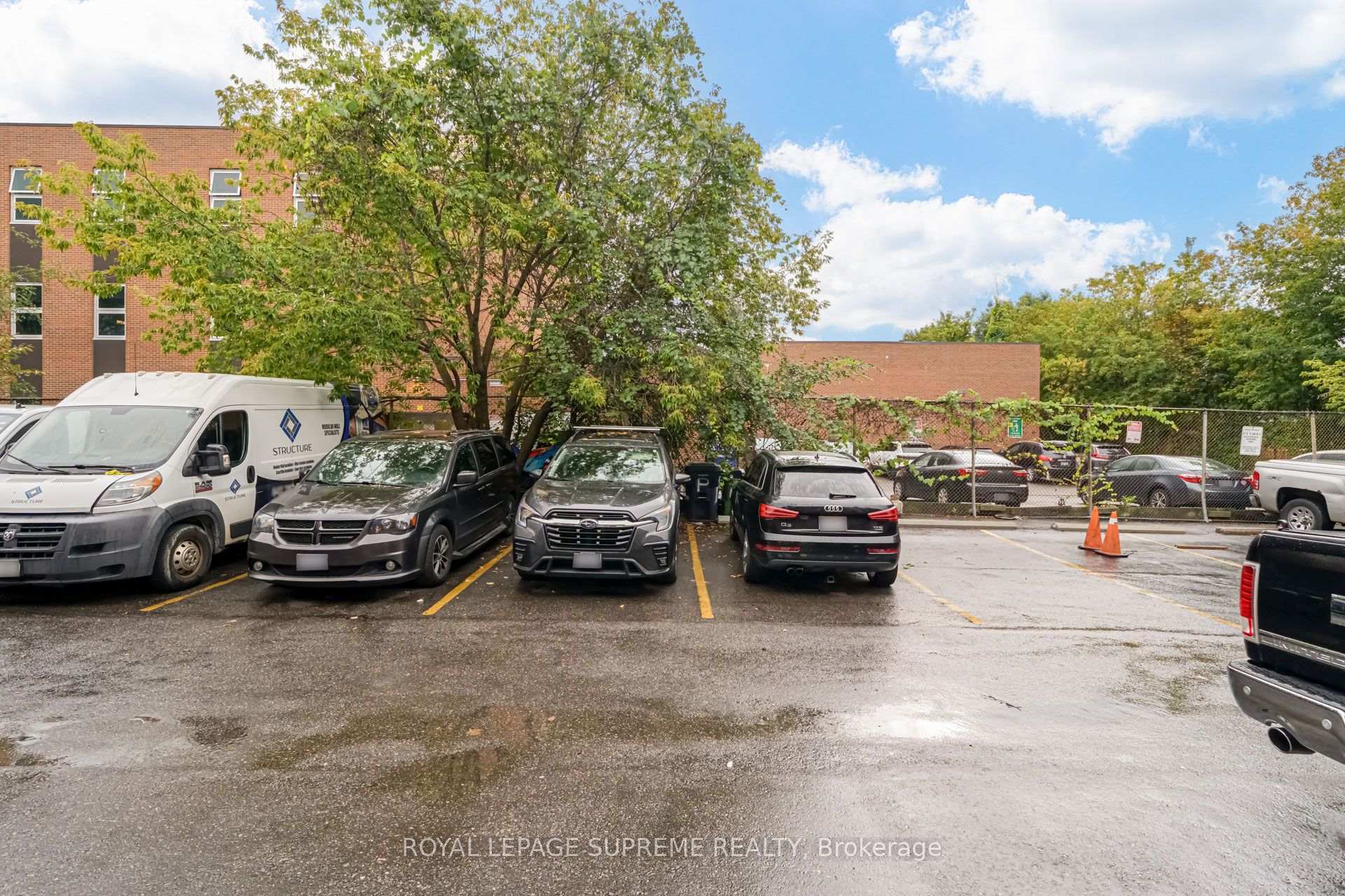 Photo 33 of 1671 St Clair Avenue W, Toronto, Weston-Pellam Park — HOMEH