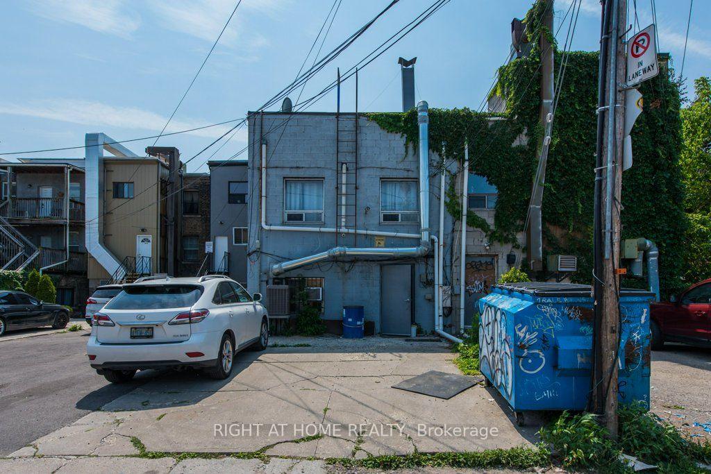 Photo 34 of 812 Bloor Street W, Toronto, Dovercourt-Wallace Emerson-Junction — HOMEH