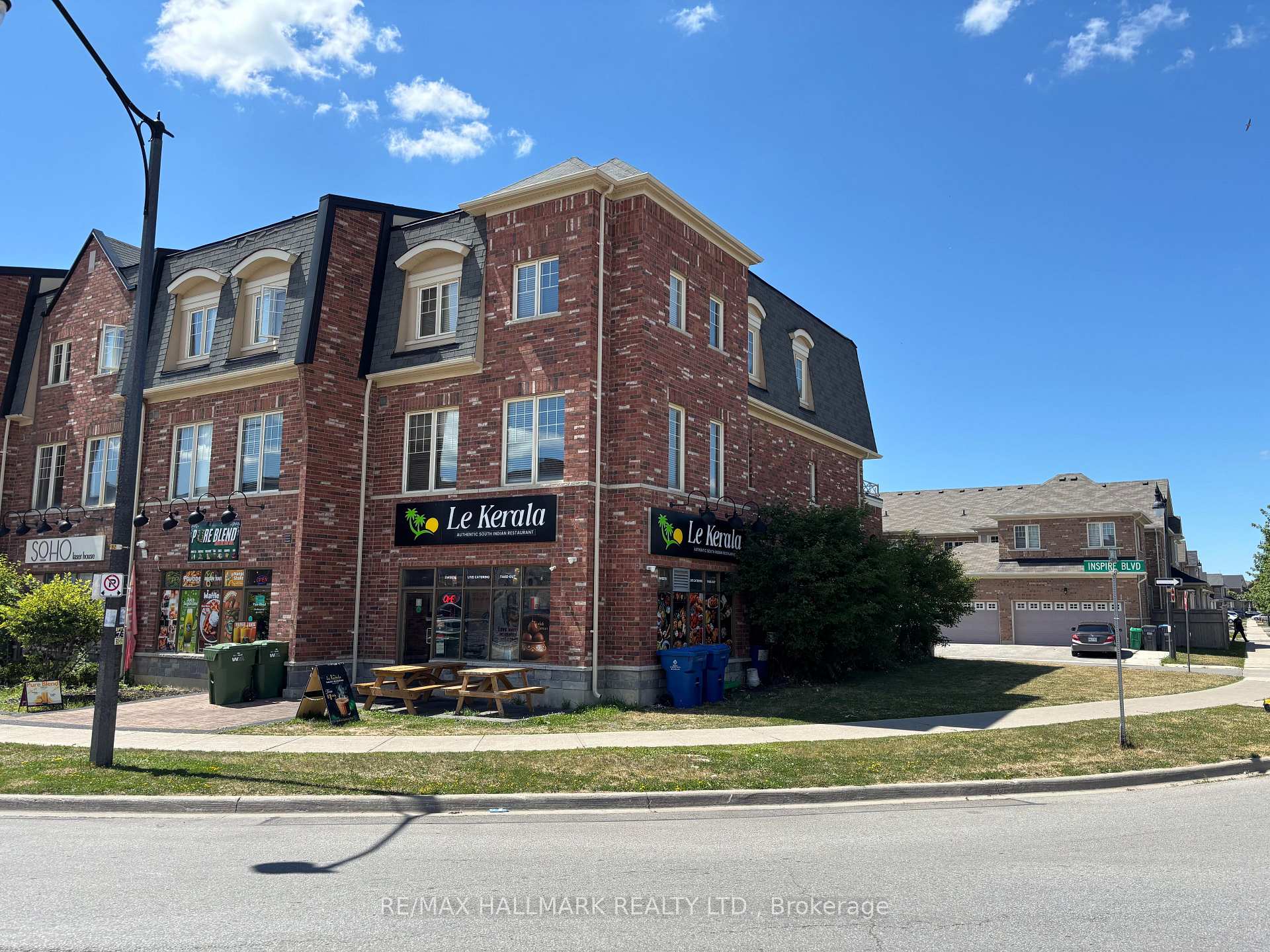 Photo 2 of 152 Inspire Boulevard, Brampton, Sandringham-Wellington North — HOMEH