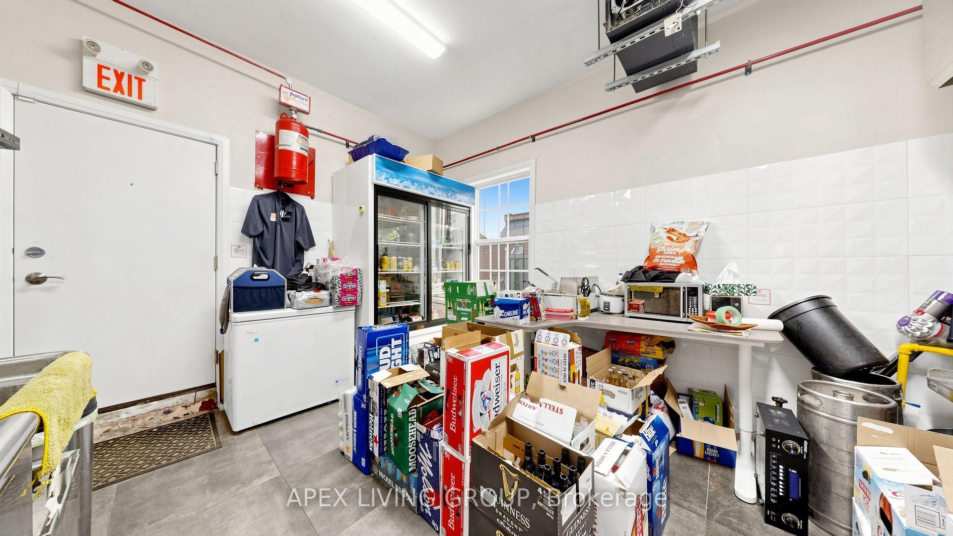 Photo 16 of 10 Mimico Avenue, Etobicoke, Mimico — HOMEH