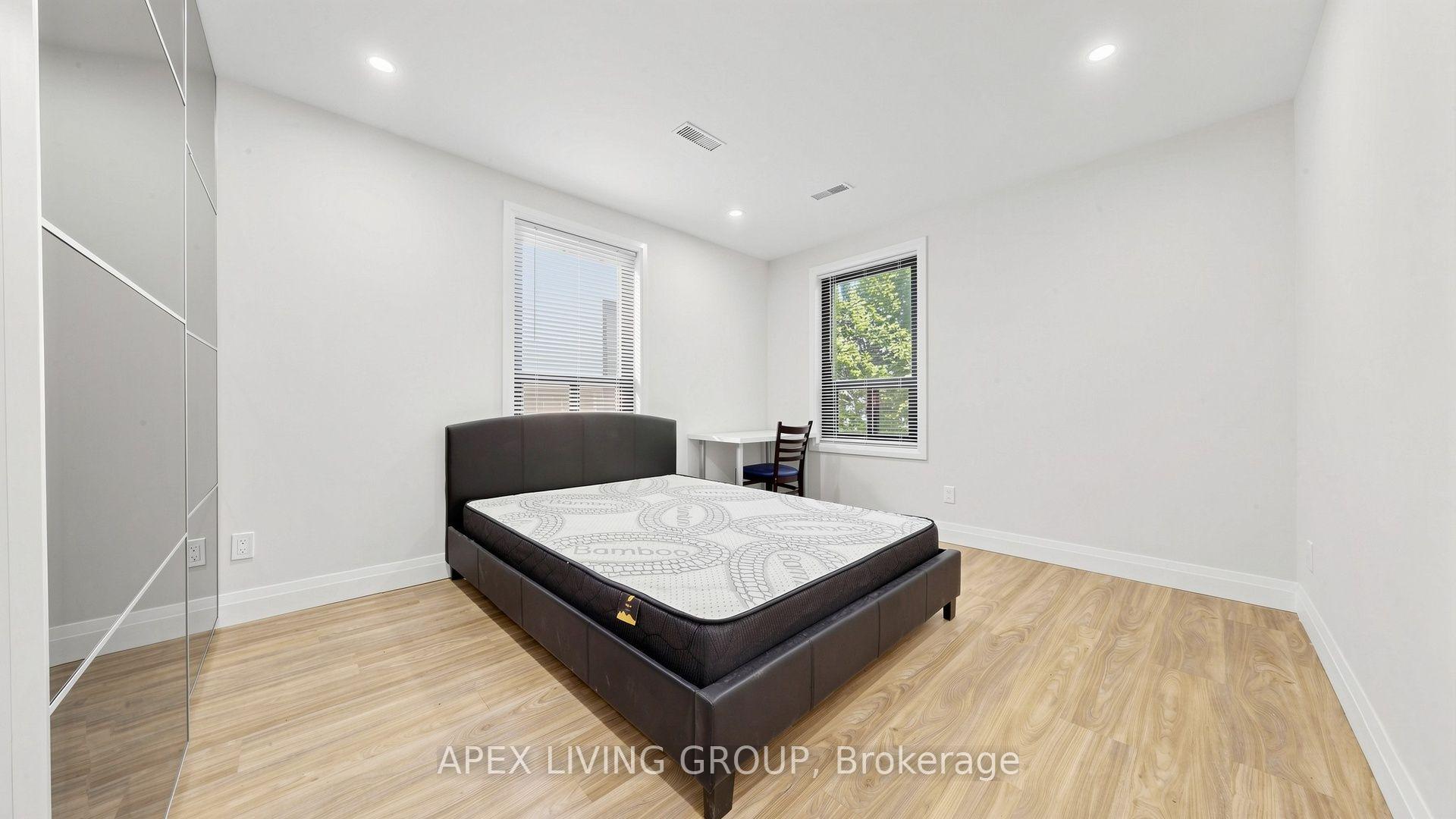 Photo 26 of 10 Mimico Avenue, Etobicoke, Mimico — HOMEH