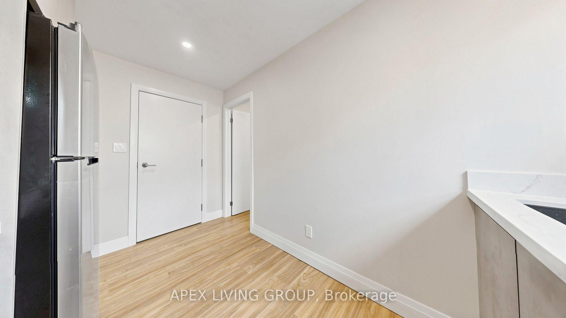 Photo 33 of 10 Mimico Avenue, Etobicoke, Mimico — HOMEH