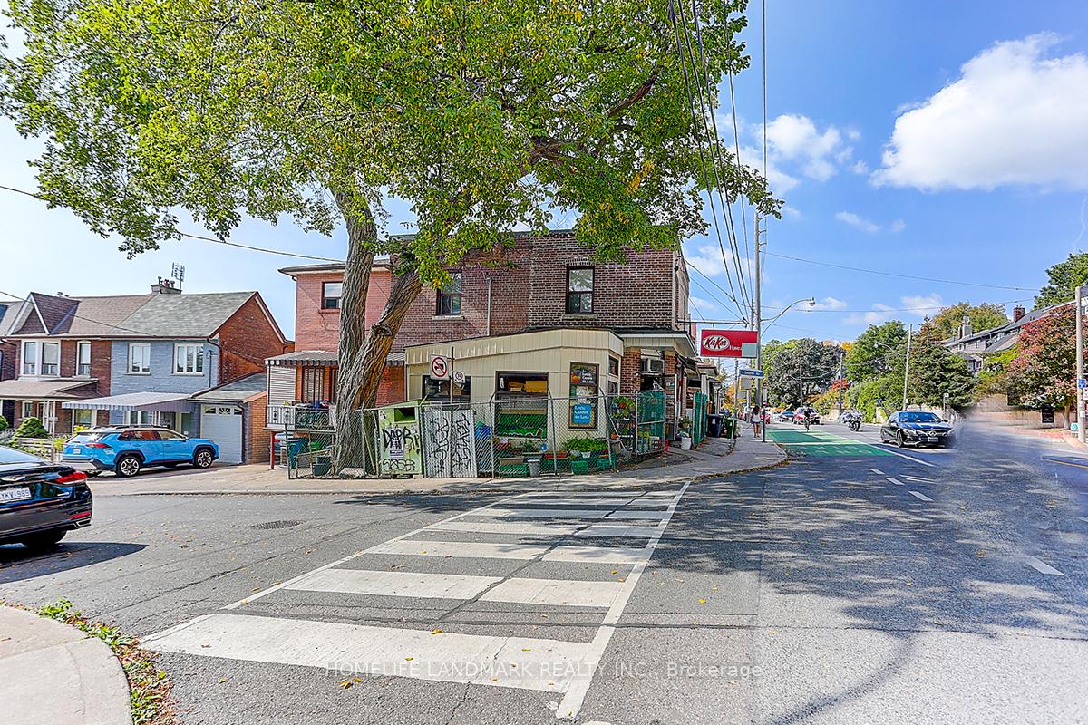 Photo 3 of 1281 Davenport Road, Toronto, Dovercourt-Wallace Emerson-Junction — HOMEH