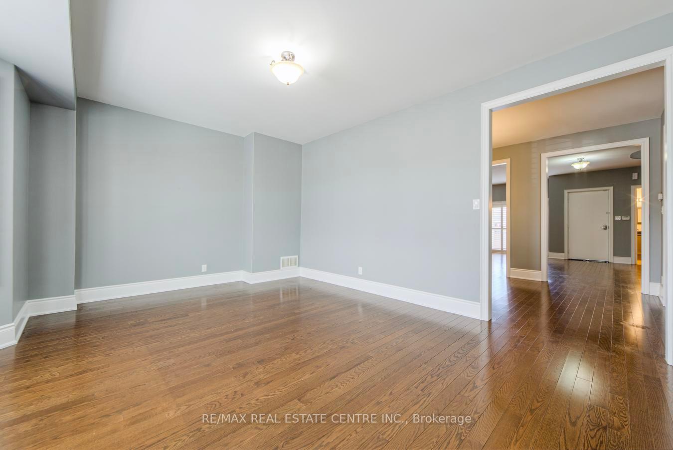 Photo 14 of 9075 Derry Road, Milton, Clarke — HOMEH