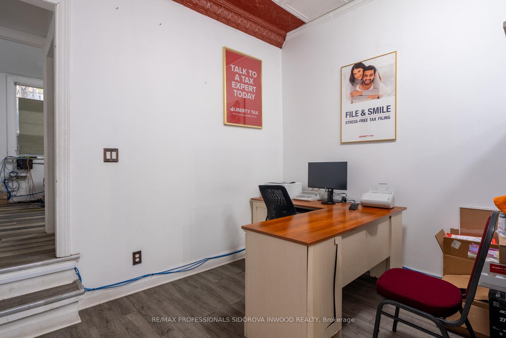 Photo 10 of 1665 Bloor Street W, Toronto, High Park-Swansea — HOMEH