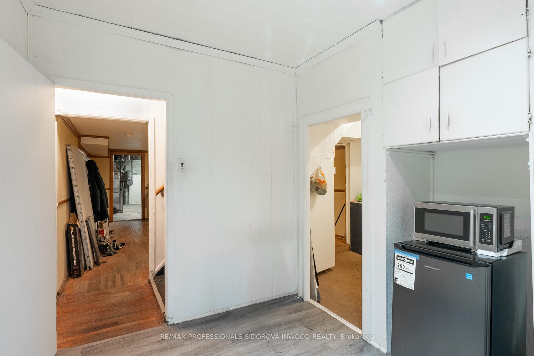 Photo 13 of 1665 Bloor Street W, Toronto, High Park-Swansea — HOMEH