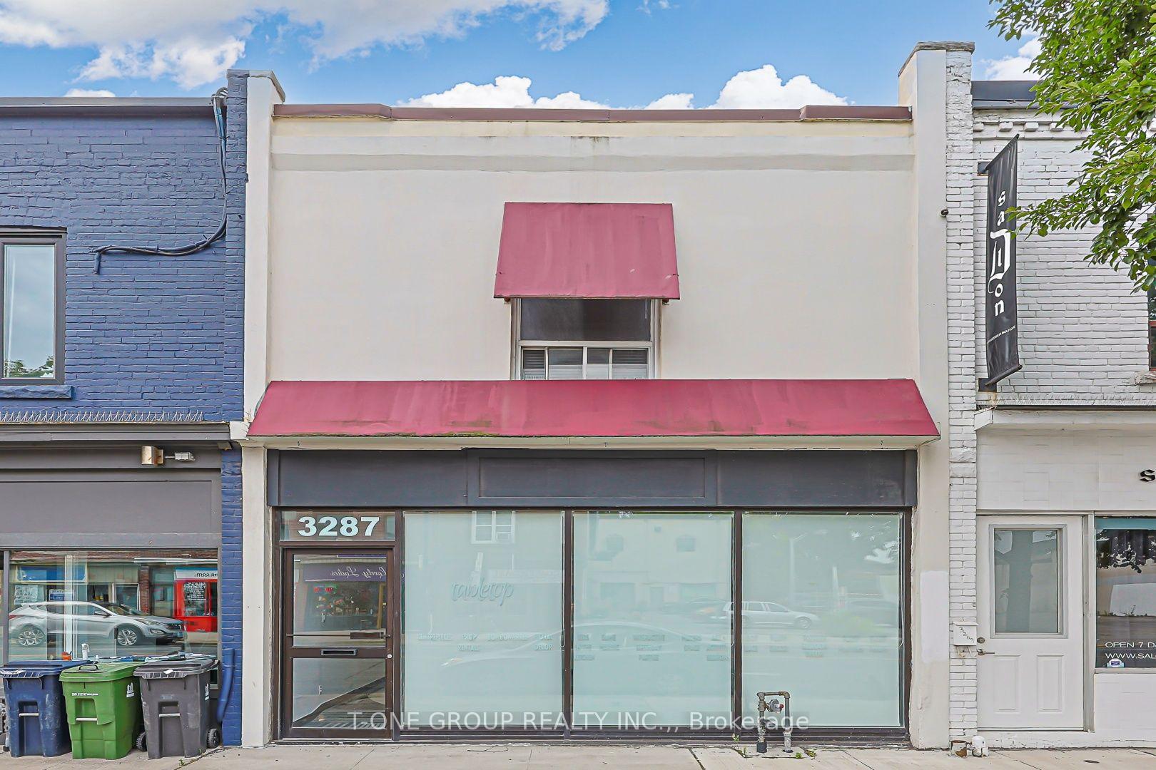 Photo of 3287 Dundas Street W