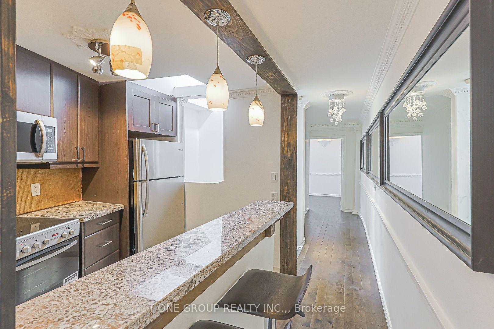 Photo 14 of 3287 Dundas Street W, Toronto, Junction Area — HOMEH