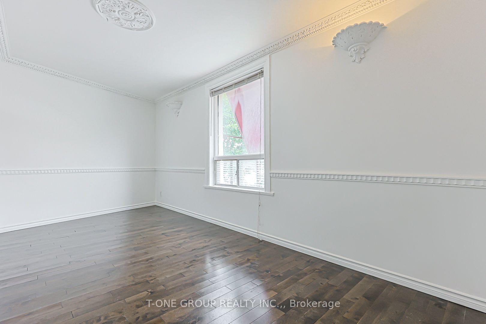Photo 21 of 3287 Dundas Street W, Toronto, Junction Area — HOMEH
