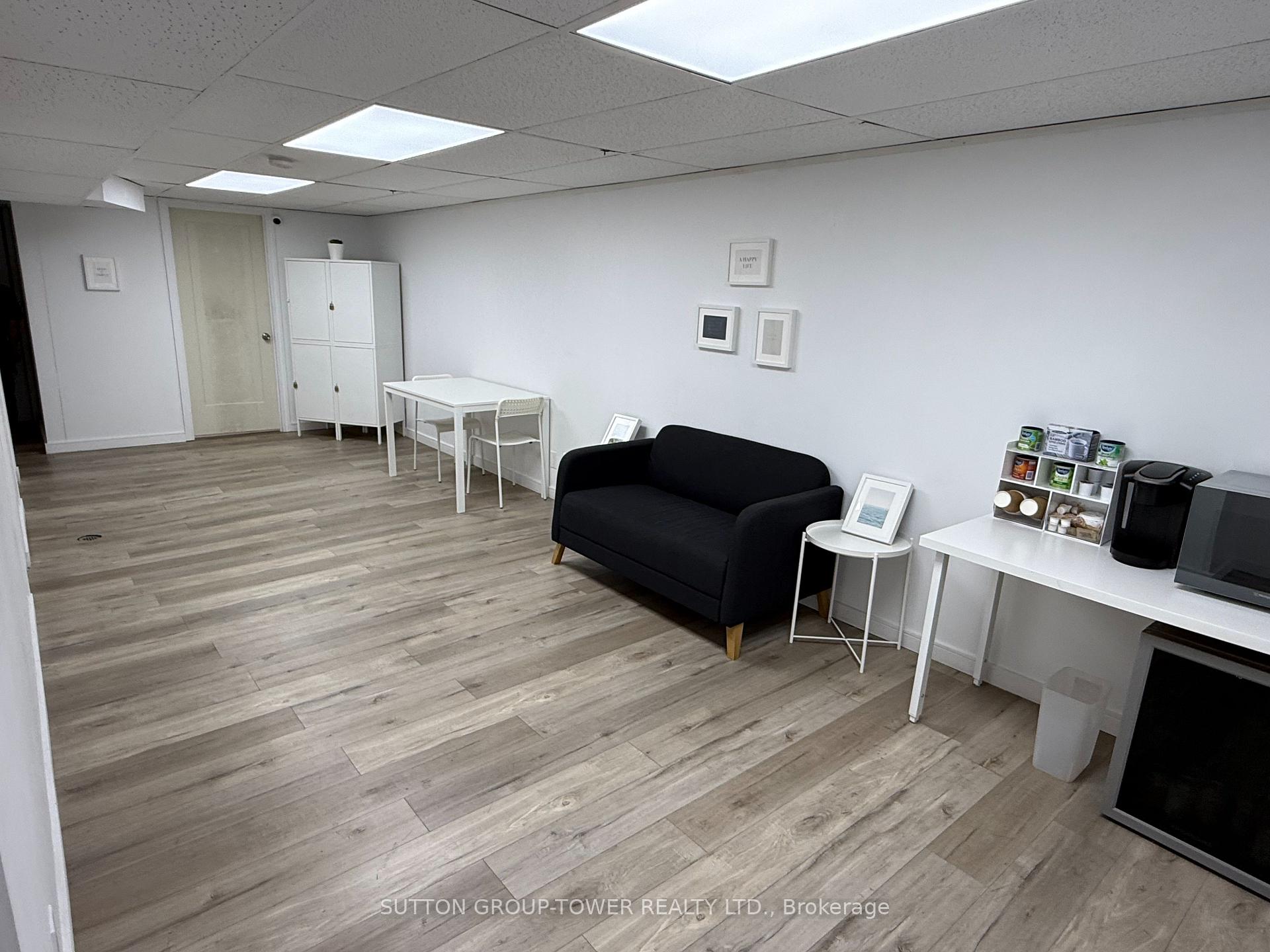 Photo 9 of 684 Wilson Avenue, North York, Downsview-Roding-CFB — HOMEH