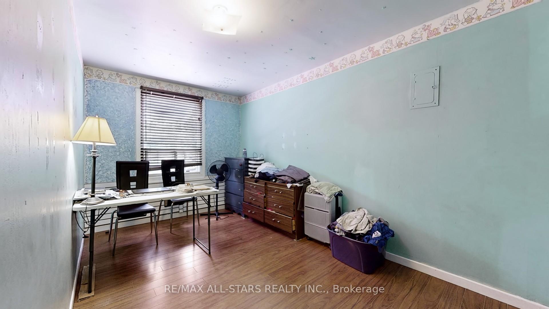 Photo 21 of 88 Elliott Street, Brampton, Downtown Brampton — HOMEH
