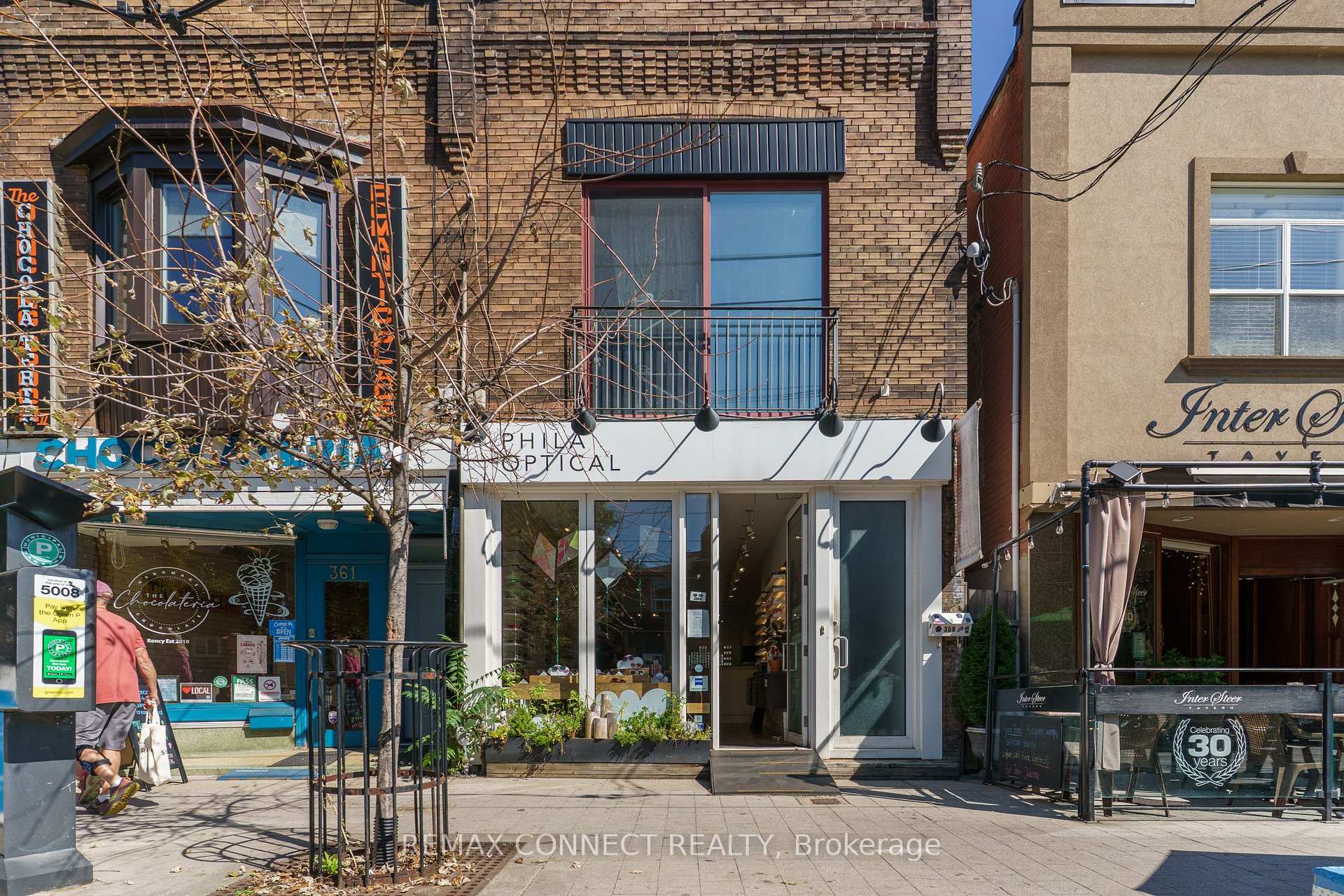 Photo of 359 Roncesvalles Avenue