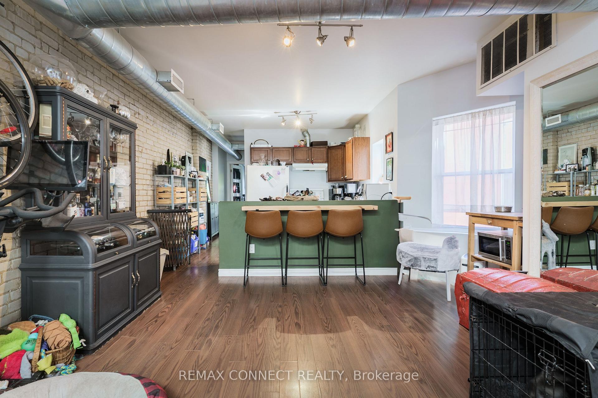Photo 10 of 359 Roncesvalles Avenue, Toronto, Roncesvalles — HOMEH