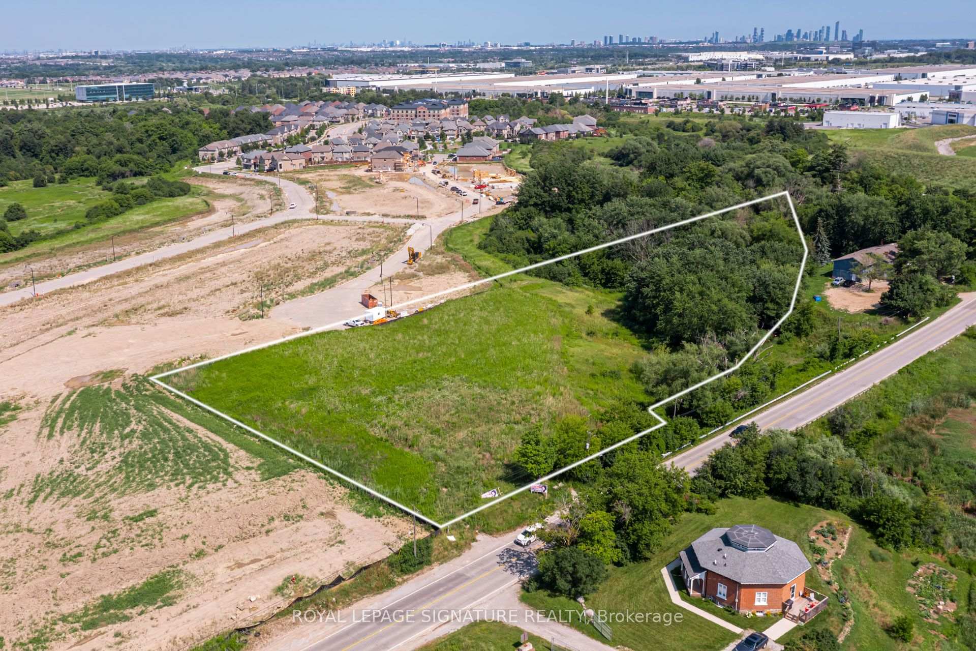 Photo 1 of 8273 Heritage Road, Brampton, Bram West — HOMEH