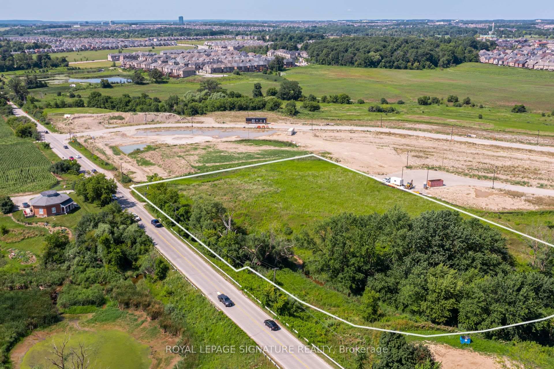Photo 2 of 8273 Heritage Road, Brampton, Bram West — HOMEH