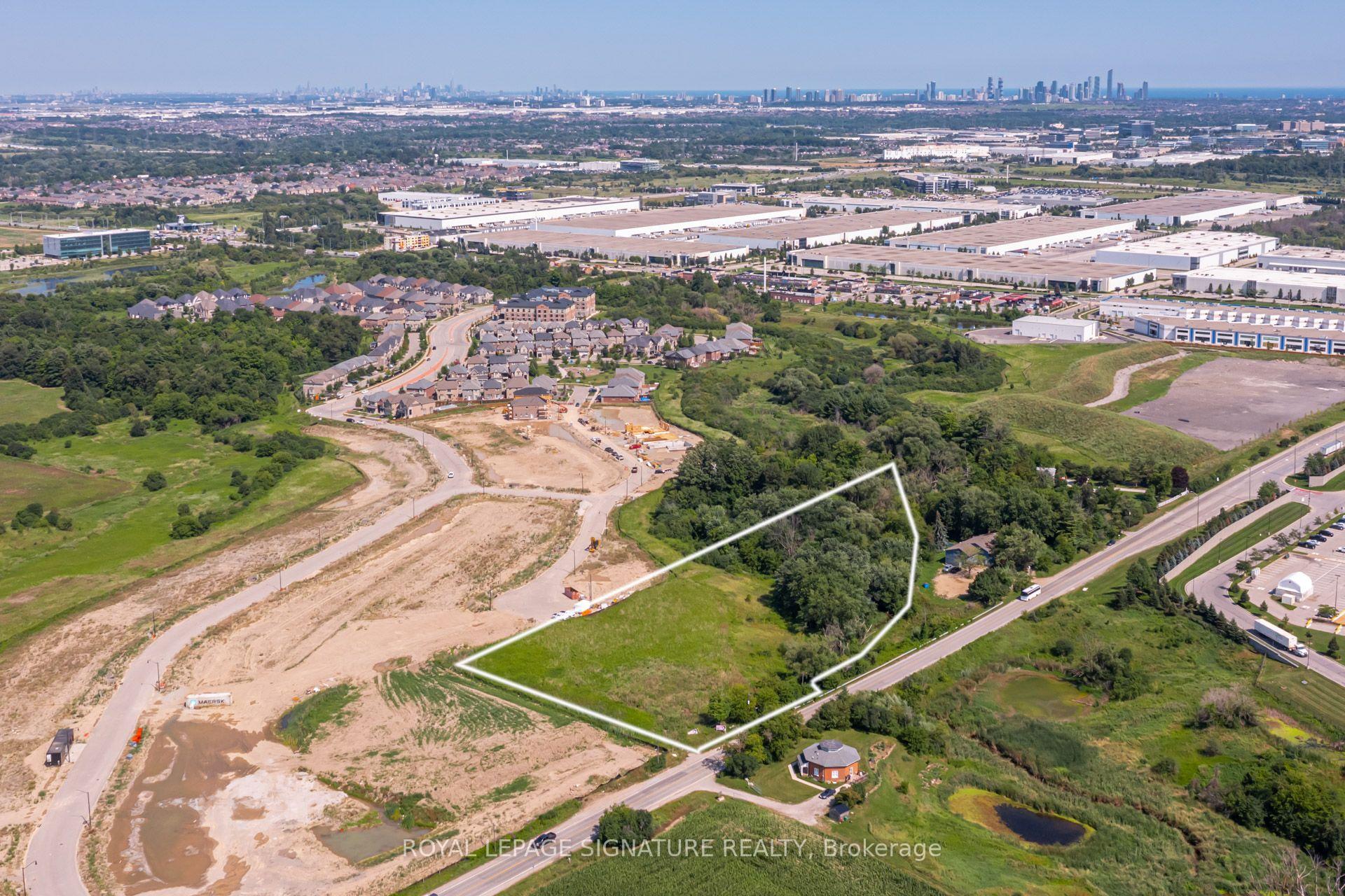 Photo 10 of 8273 Heritage Road, Brampton, Bram West — HOMEH