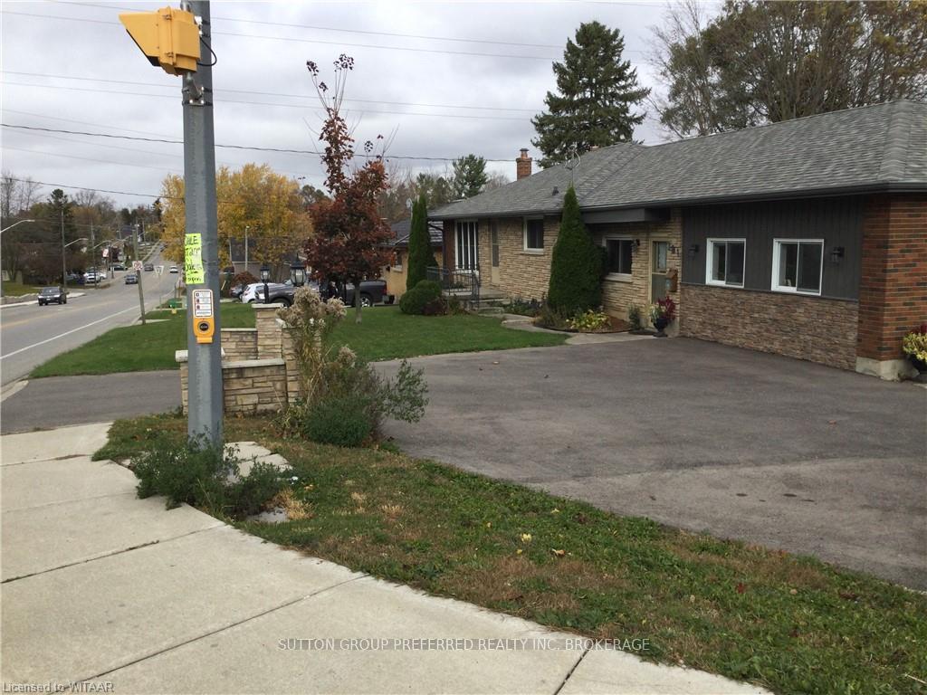 Photo 2 of 301 Mill Street, Woodstock, Woodstock - South — HOMEH