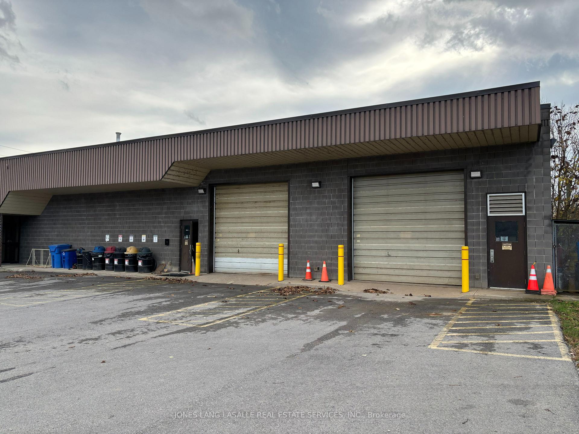 Photo 4 of 1202 Pine Street, Haldimand, Dunnville — HOMEH