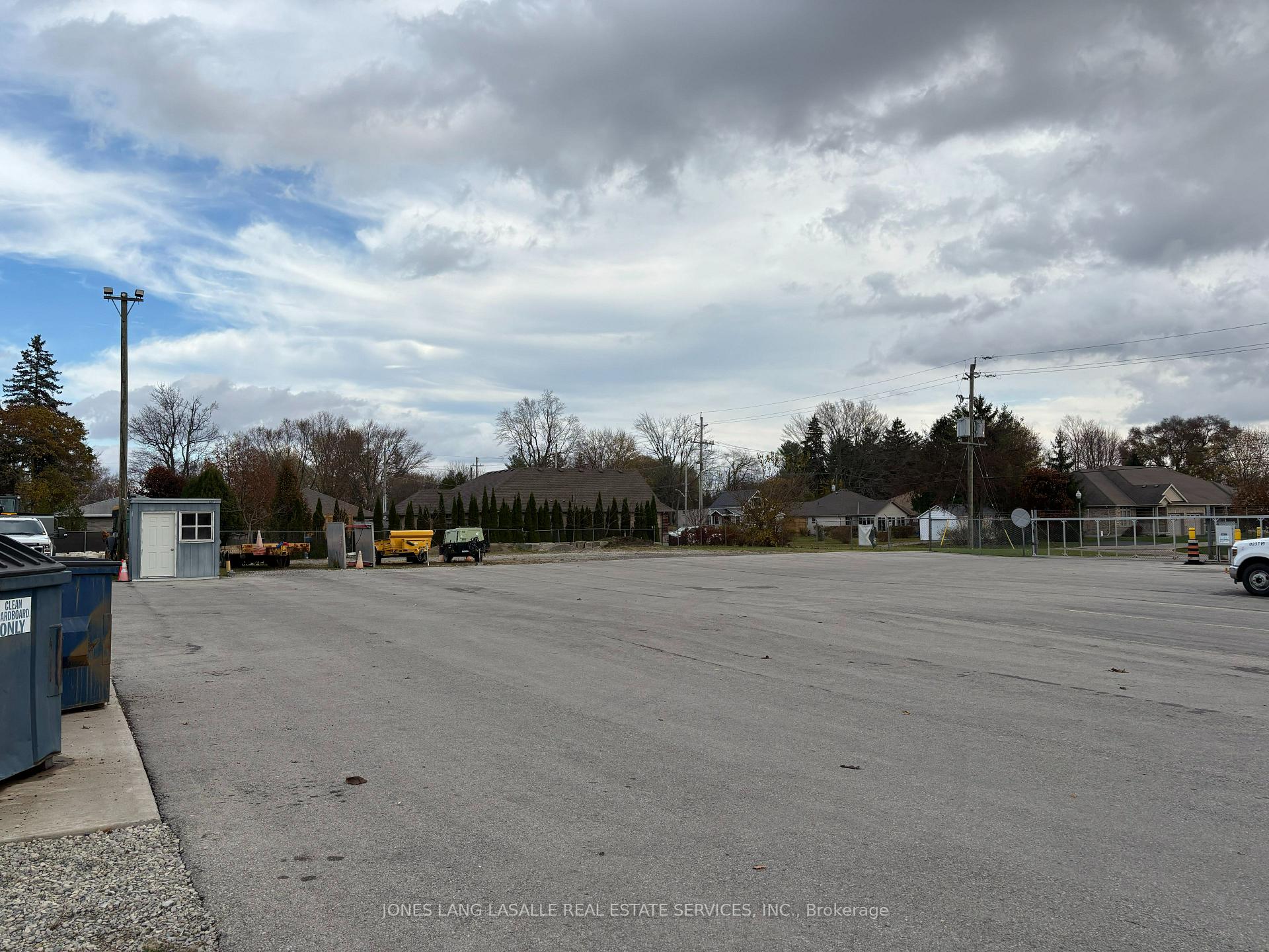 Photo 6 of 1202 Pine Street, Haldimand, Dunnville — HOMEH