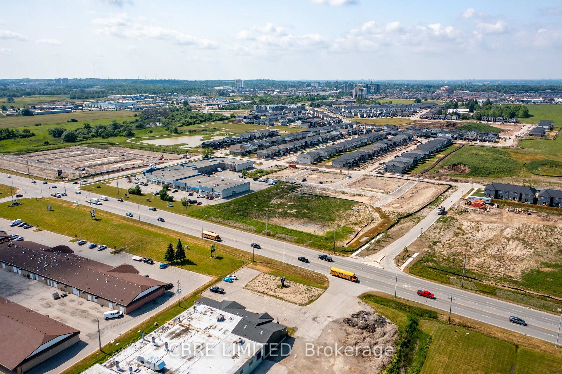 Photo 2 of 3975 Stewart Avenue, London, South W — HOMEH