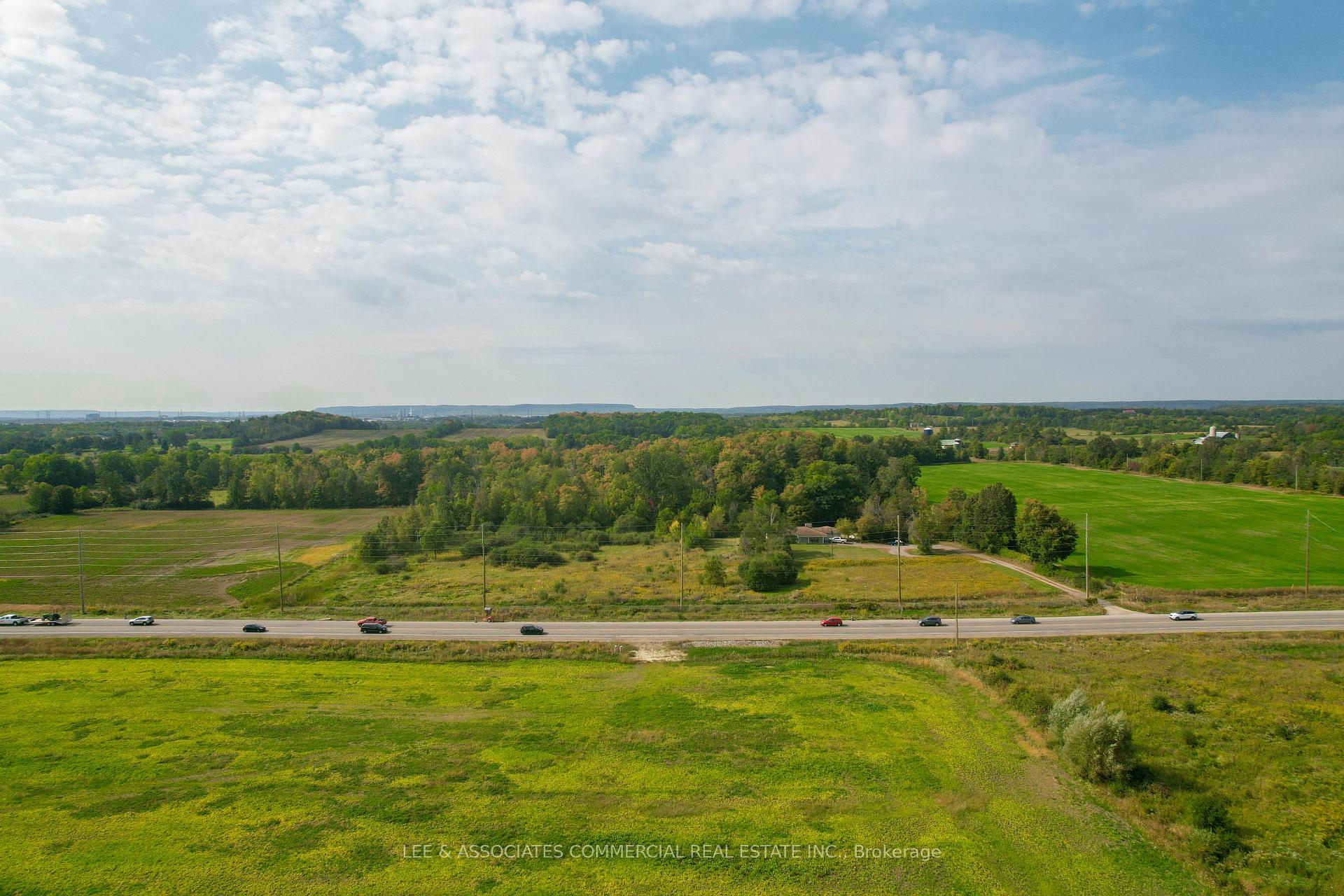 Photo 3 of 8584 Trafalgar Road, Halton Hills, Rural Halton Hills — HOMEH