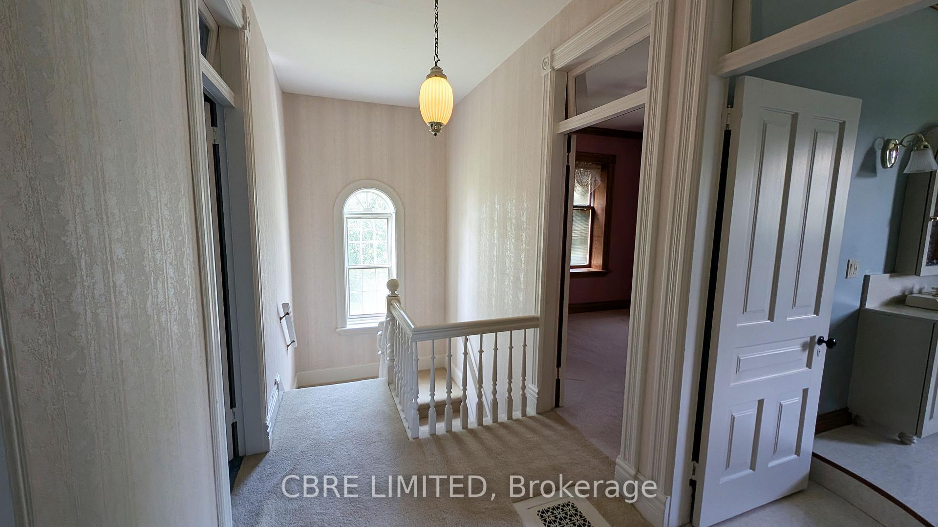 Photo 19 of 1889 Westminster Drive, London, South BB — HOMEH