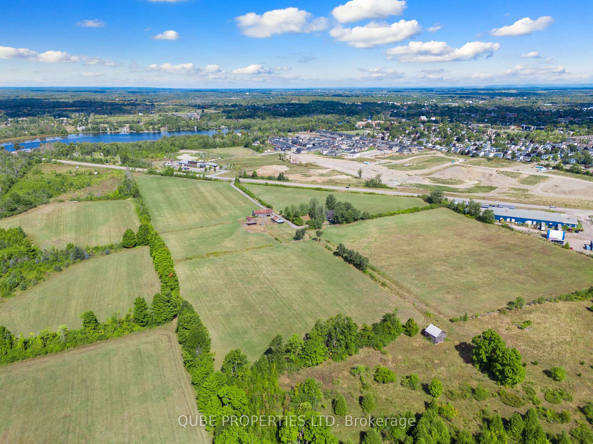 Photo 3 of 10951 Highway 7, Beckwith, Beckwith Twp — HOMEH